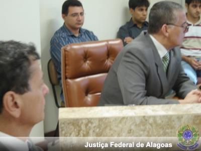Juiz Paulo Cordeiro conduziu audiência na tentativa de acordo Imagem: Juiz Paulo Cordeiro conduziu audiência na tentativa de acordo