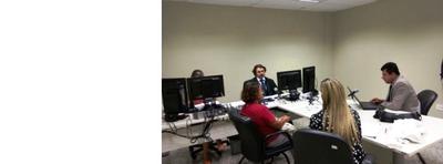 Imagem: Juiz federal Rosmar Alencar conduz audiência