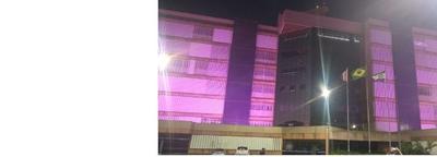 JFAL lembra Outubro Rosa com iluminação especial Imagem: JFAL lembra Outubro Rosa com iluminação especial
