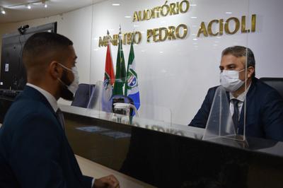 José Reis é de Sergipe, estuda na Ufal, e sonha em ser juiz federal Imagem: José Reis é de Sergipe, estuda na Ufal, e sonha em ser juiz federal